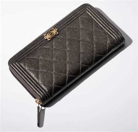 chanel boy bifold wallet|boy chanel zipped wallet.